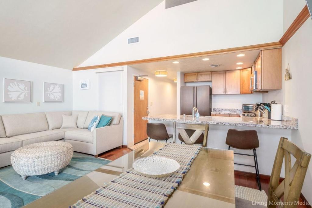 Spacious Beachfront — Sleeps 6 — Ocean Views Kihei Exteriör bild
